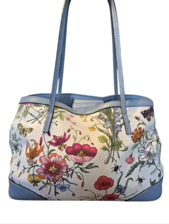 Gucci Handbags - Gucci Japan 50th Anniversary Special Edition Flora Tote Bag w/ COA & Dustbag